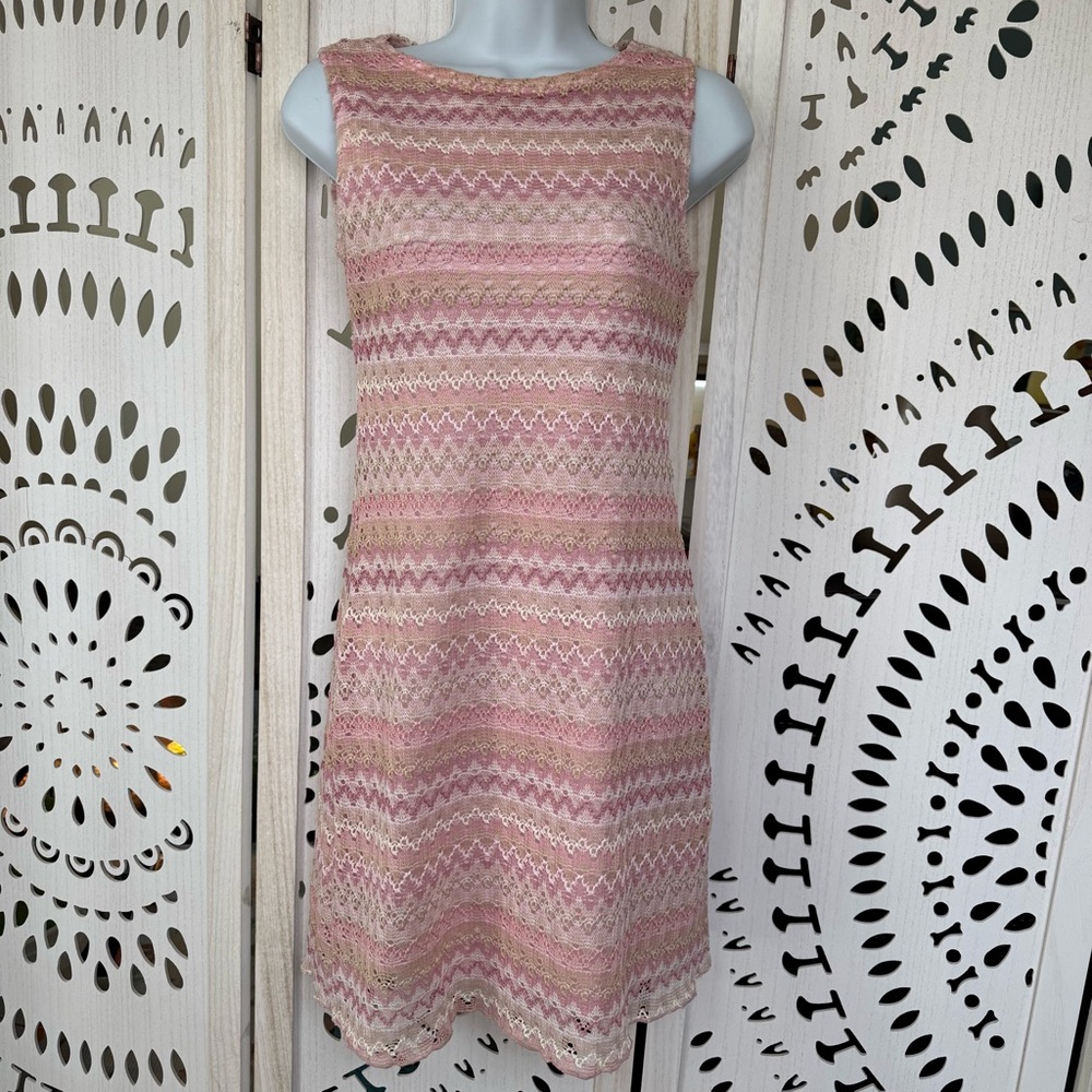 Taboo Pink Lace Knit Sleeveless Chevron Dress Size M Boho Cottagecore